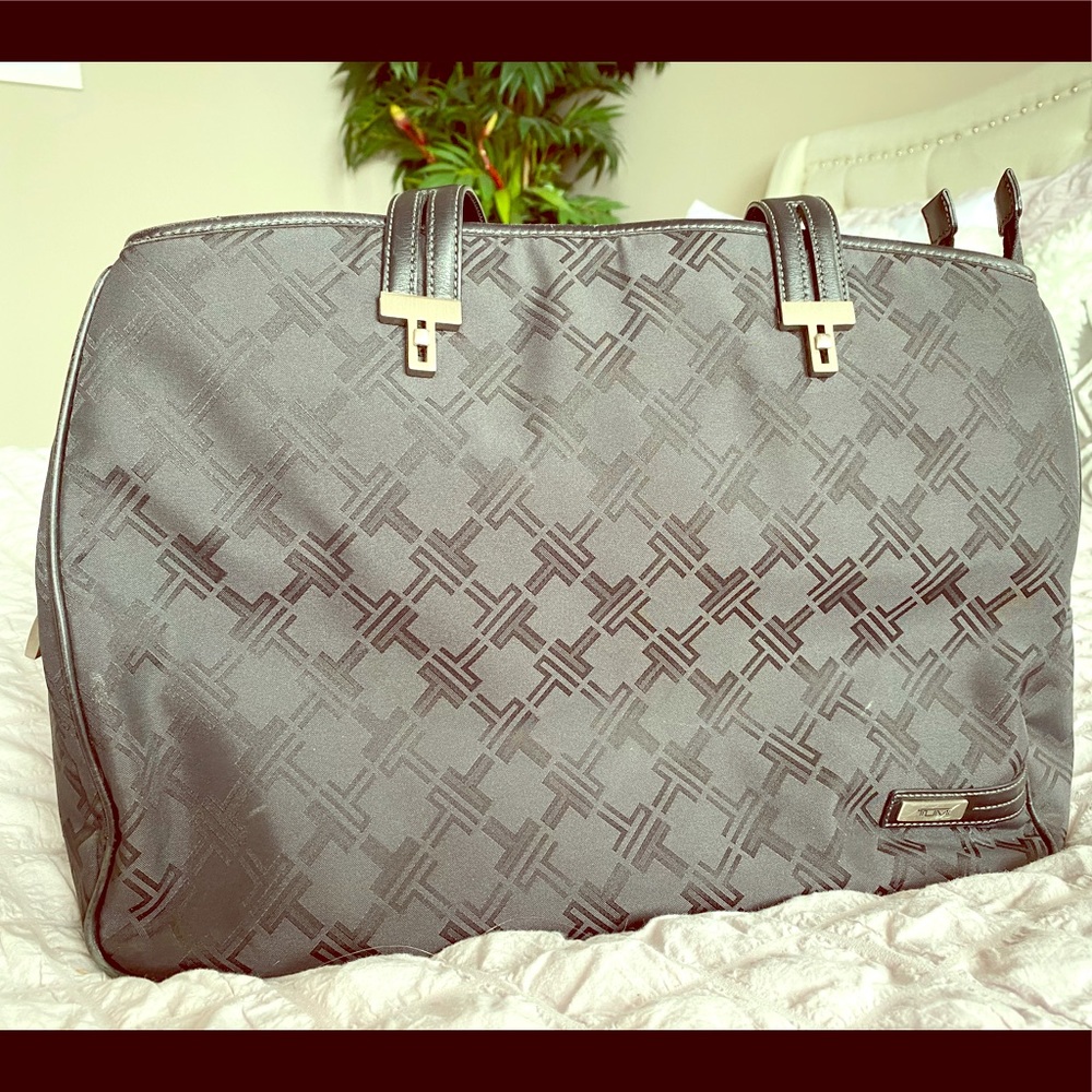 Tumi purse briefcase